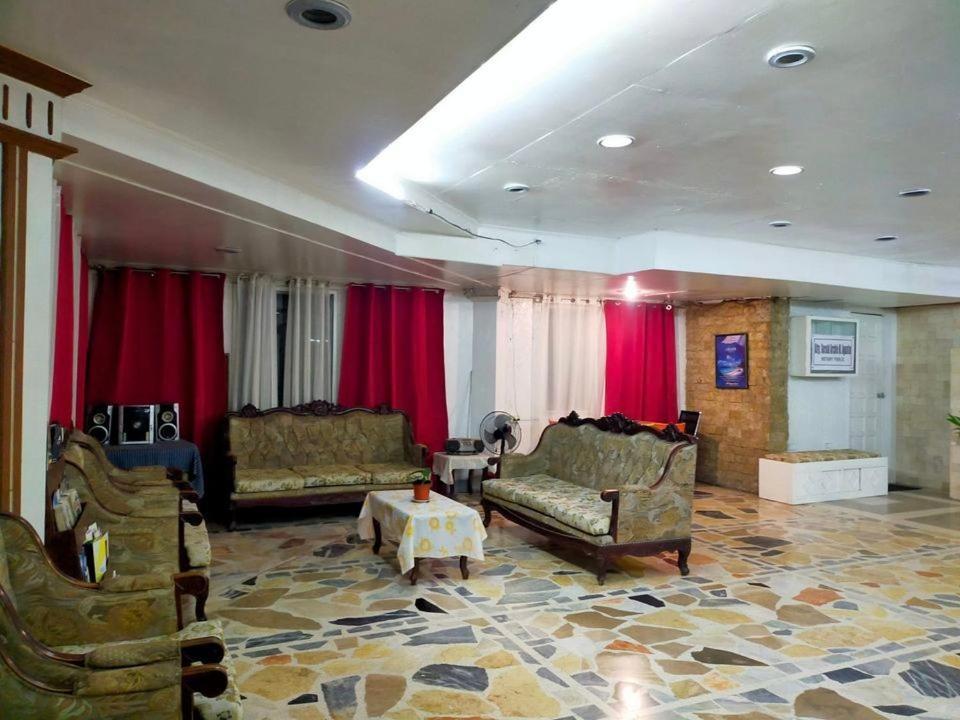 2 Hotel Saleh Angeles Exterior foto