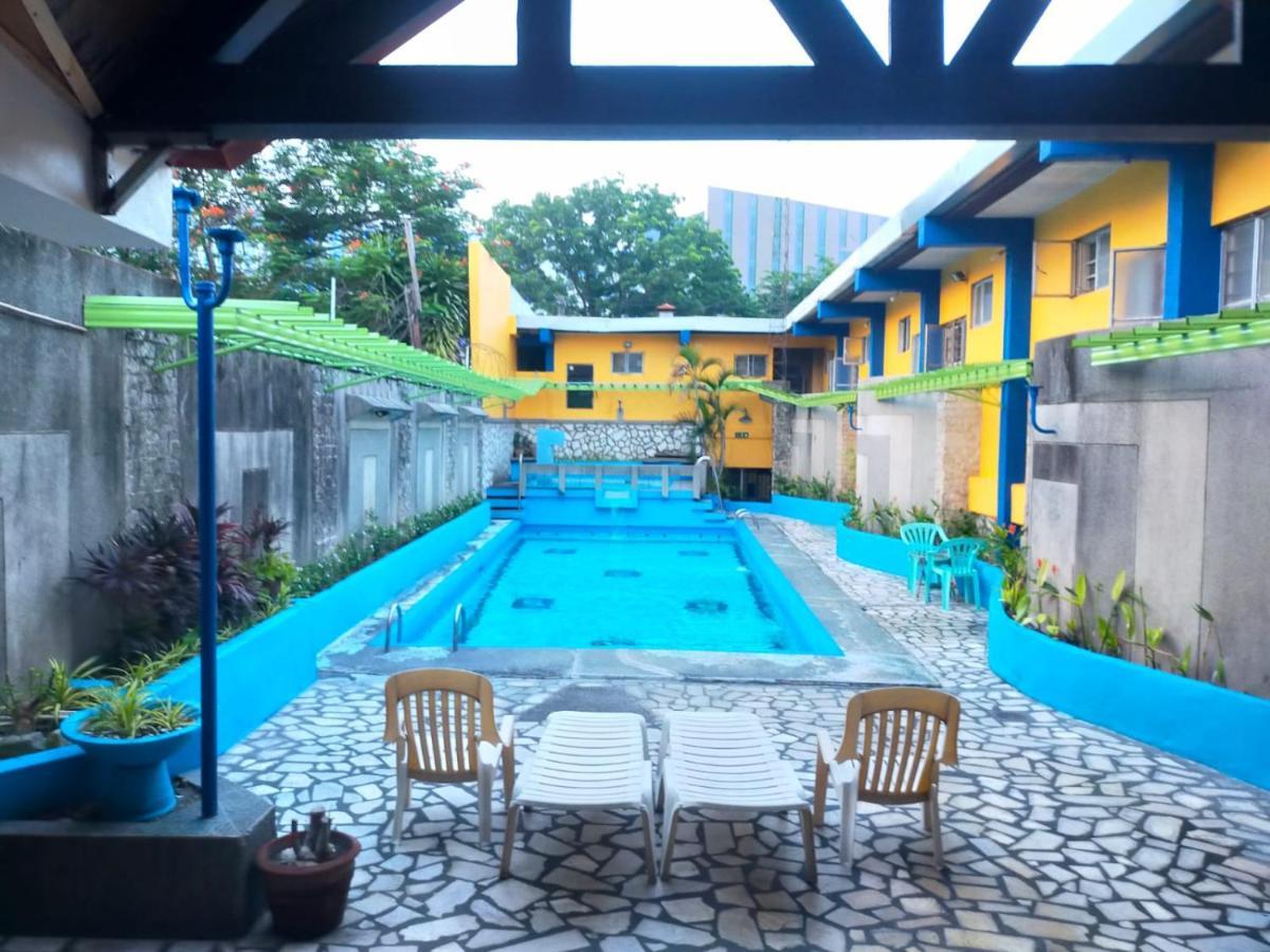 2 Hotel Saleh Angeles Exterior foto
